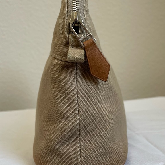 Hermes Pouch - Picture 2 of 12